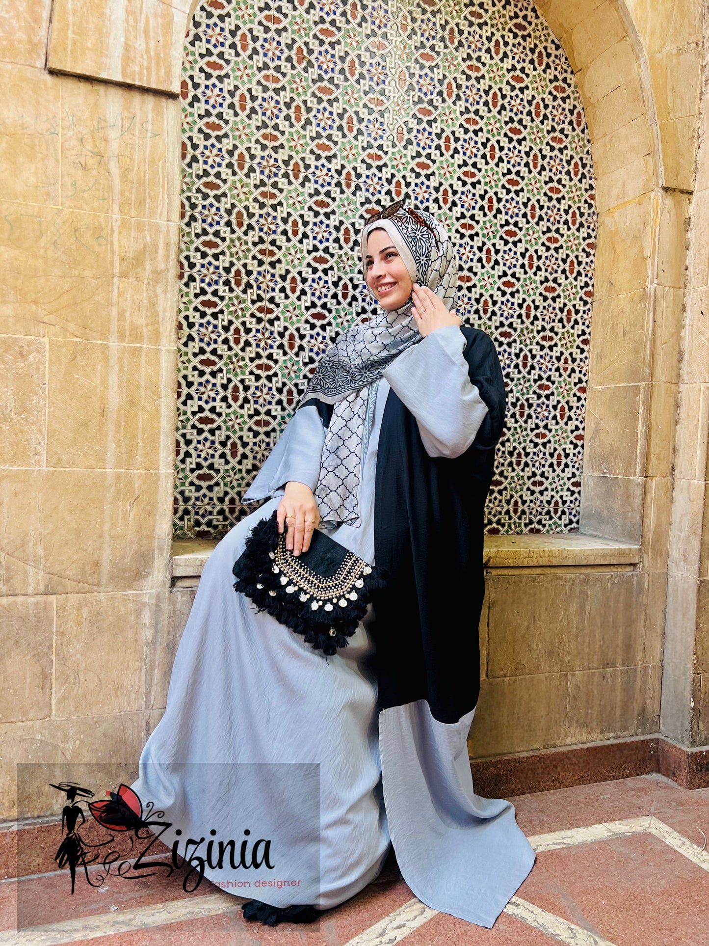 عبايه لونين